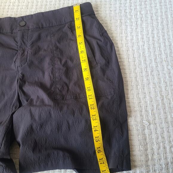 Athleta Activewear Black Shorts Women's Size 10 - Picture 5 of 6